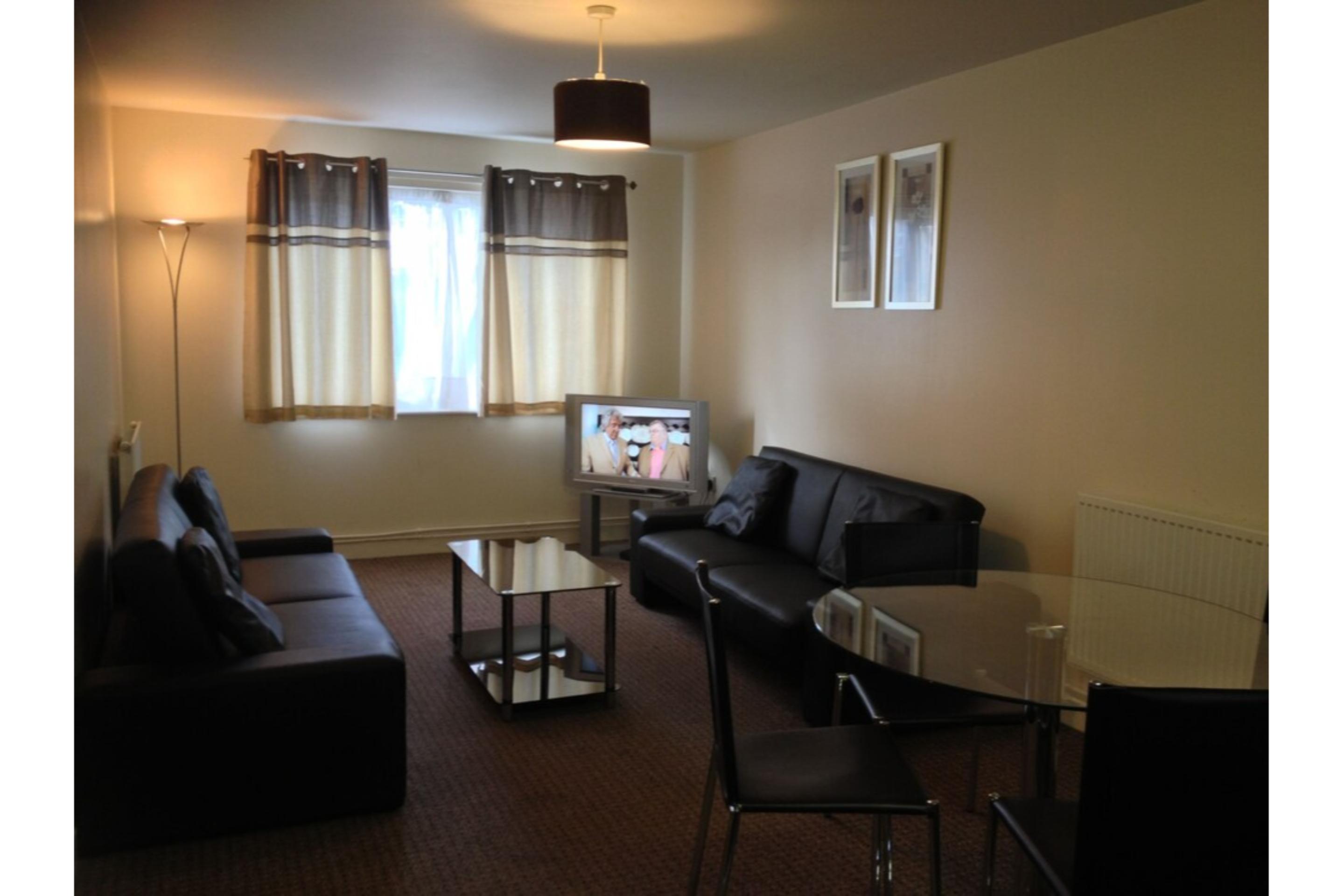 Oyo Arinza Apartments, Liverpool Eksteriør bilde